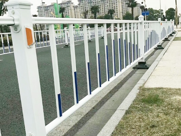 道路护栏